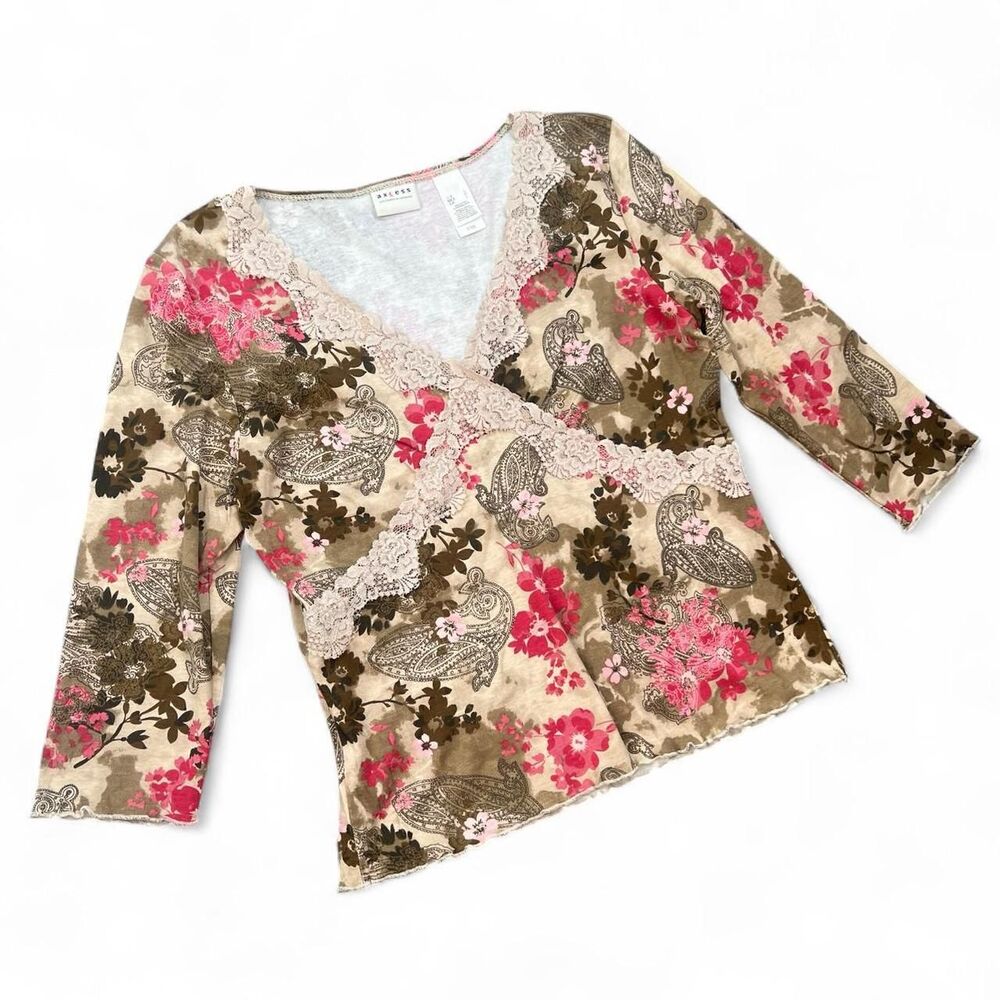Y2K Whimsical Fairy Floral Lace Trim Lettuce Hem Top B36